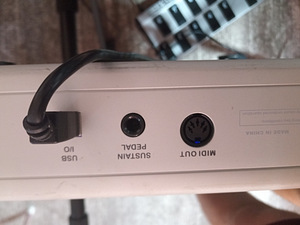 MIDI klaviatuur CME Z-Key 61 (4 foto / 4)