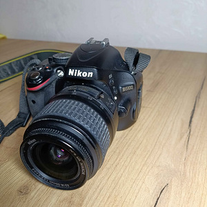 Nikon d5100 pluss kaks kotti objektiiv 18-55 (2 foto / 4)