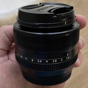 Fujifilm Fujinon XF35mmF1.4 R (2 foto / 6)