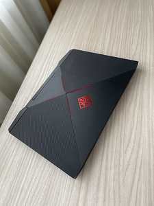 GAMING LAPTOP HP OMEN (3 foto / 4)