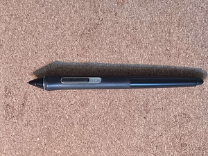 Wacom Cintiq 16 (3 фото из 3)