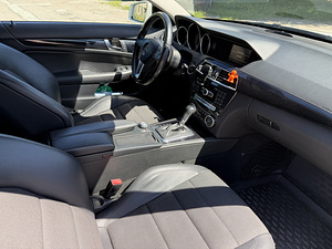 Продам Mercedes Benz C 2.2 d (5 фото из 8)