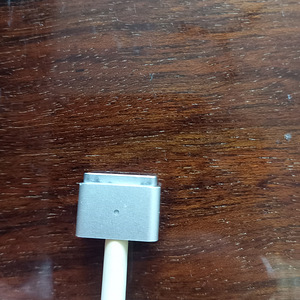 Laadija macbooki jaoks (3 foto / 3)