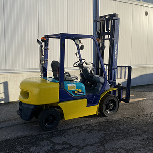 Komatsu FD25T-14 Diiseltõstuk (3 foto / 6)