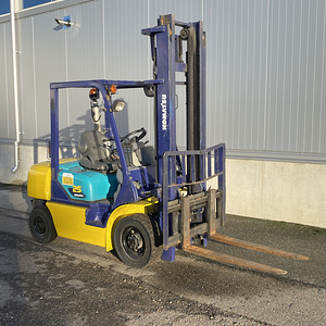 Komatsu FD25T-14 Diiseltõstuk (6 foto / 6)
