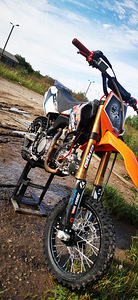 Pitbike YCF 160cc (1 foto / 9)