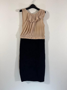 Müüa naiste Zara Basic kleit (1 foto / 2)
