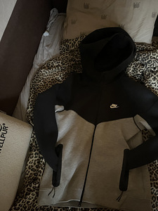 Müü nike tech fleece (1 foto / 1)