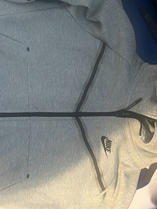 Nike tech fleece (3 фото из 3)