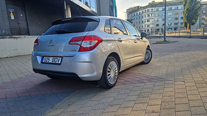 Продам авто (3 фото из 5)