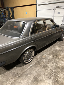 Мб w123 (3 фото из 8)