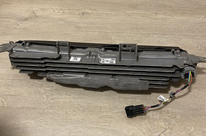 Müüa parem tagumine esilatern auto 2022 LAND ROVER in chor (4 foto / 5)
