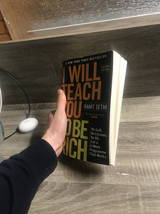 Книга «I WILL TEACH YOU TO BE RICH» (4 фото из 6)