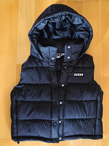 Жилет Guess (4 фото из 5)