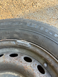 Продаются диски с шинами 215/55R15C Ford (6.5Jx15 ET60) (5 фото из 8)