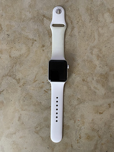 Apple Watch series 3 38mm silver (1 foto / 1)