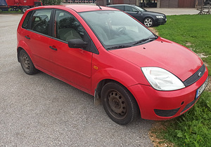 Ford Fiesta 2001, 1.3 (1 foto / 8)