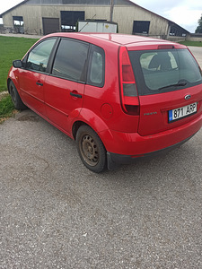 Ford Fiesta 2001, 1.3 (3 foto / 8)