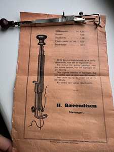 Vintage antiikne tikandimasin (8 foto / 10)