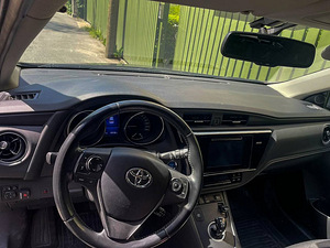 Auto rent ilma tagatiseta! Toyota Auris 2016 a. LPG/ hübriid (6 foto / 6)