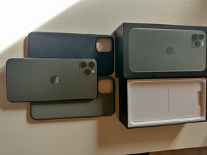 iPhone 11 Pro Max 64 Gb (1 foto / 2)