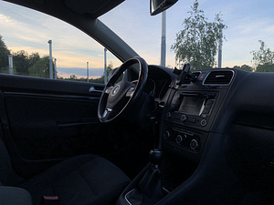 Volkswagen Golf VI variant 1.6 TDi 77kw (6 foto / 6)