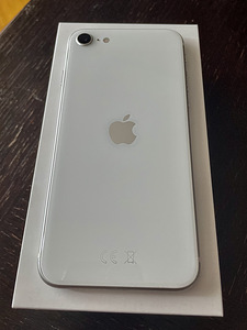 iPhone SE 2020, 64 ГБ (2 фото из 6)