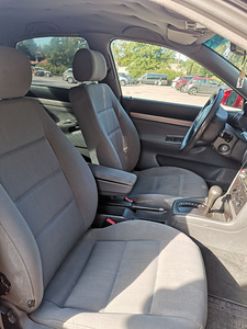Audi A4 1.8 92kW (6 foto / 7)
