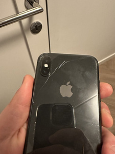 iPhone XS 256 ГБ (2 фото из 6)