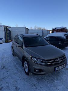 Volkswagen Tiguan (6 foto / 10)