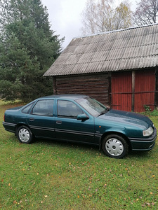 Opel vectra 2.0i 85kw (3 foto / 10)