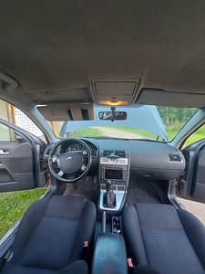 Ford Mondeo 2004 (2 foto / 4)