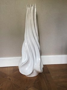 Эффектная напольная ваза (80 см)