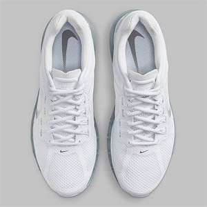 Nike AIR MAX 2013 (3 foto / 4)