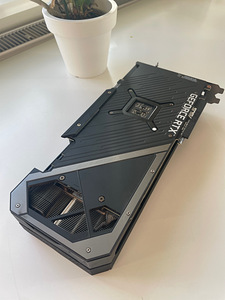 Asus RTX 3070 ROG STRIX (2 фото из 5)