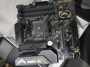 Asus tuf 450m-pro gaming emaplaat (1 foto / 1)