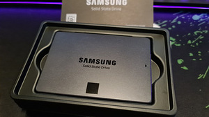 SAMSUNG 860 QVO 1TB SSD (1 foto / 2)