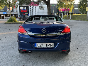 Opel Astra TwinTop 1.8 103kW (8 foto / 15)
