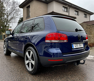 Volkswagen Touareg Exclusive Black Edition 3.0 V6 TDI 165kW (3 foto / 11)