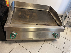 Plaatgrill 800x700mm (2 foto / 3)