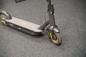 Elektritõukeratas Ninebot Max G30 (3 foto / 5)