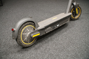 Elektritõukeratas Ninebot Max G30 (4 foto / 5)