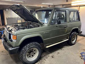 Mitsubishi Pajero 1 1987