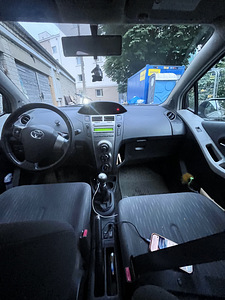 Müüa TOYOTA YARIS (4 foto / 6)