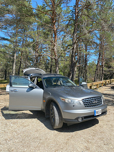 Infiniti FX35 4WD +PLG (3 foto / 6)